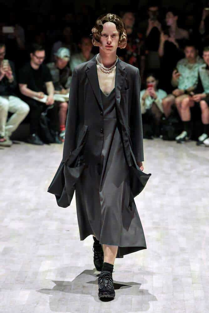 COMME des GARÇONS HOMME PLUS エプロン COMME des GARCONS HOMME PLUSのエプロンを使った人気ファッション
